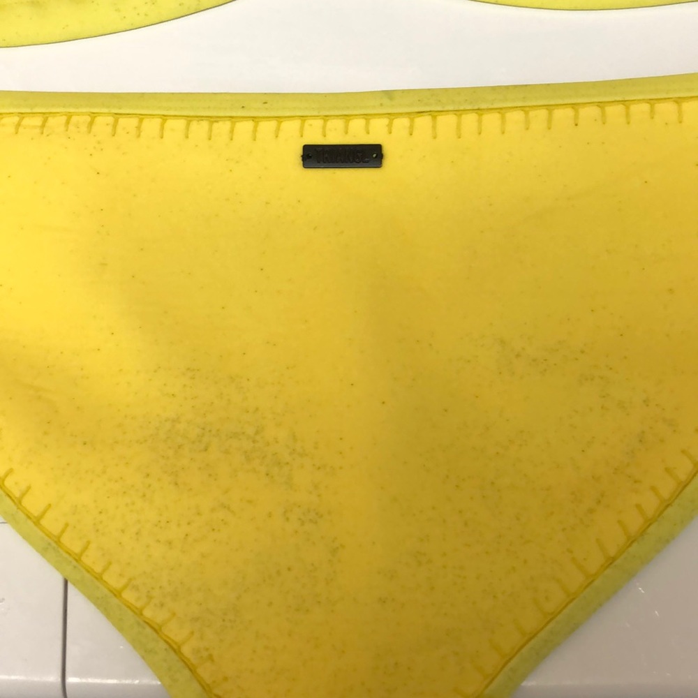 Triangl bathing suit - Picture 4 of 4